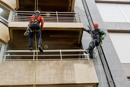 Touwtechnieker op hoogte Blankenberge, West-Vlaanderen