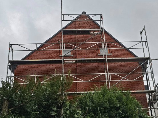 Tuinhuis laten metselen Genk, Limburg